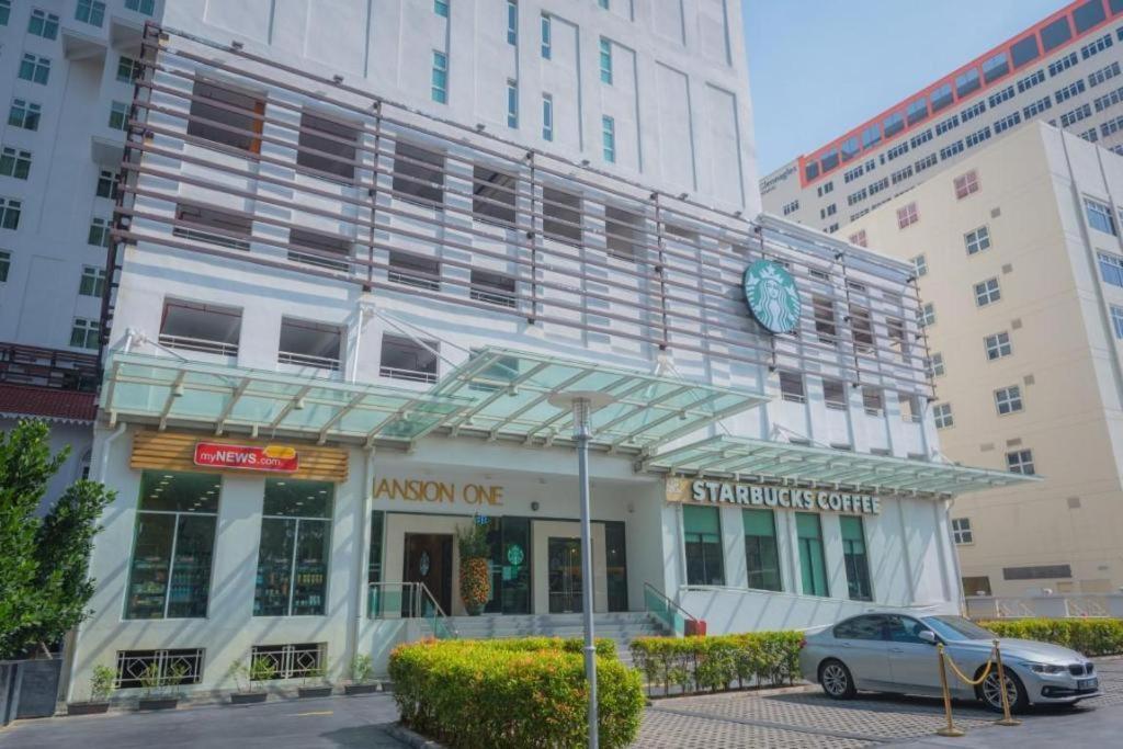 Family Suites At Mansion One By Maj George Town Exterior foto