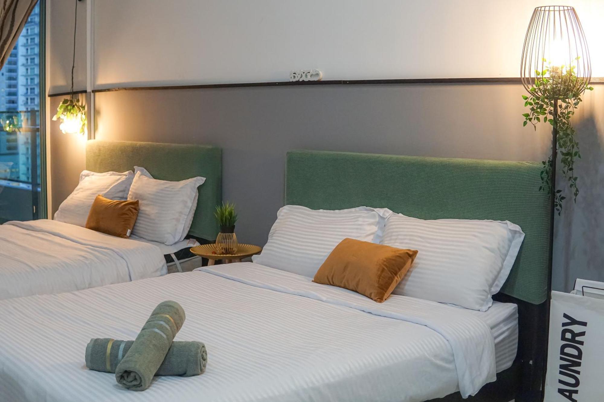 Family Suites At Mansion One By Maj George Town Exterior foto