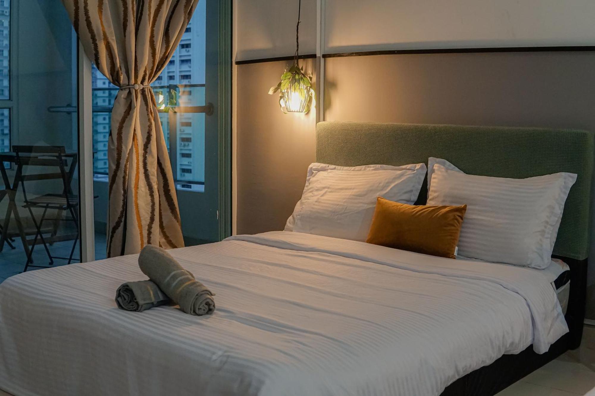 Family Suites At Mansion One By Maj George Town Exterior foto